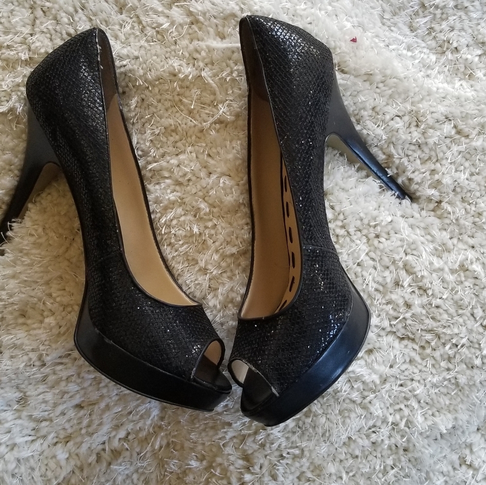 Shoes - Picture 9 of 11